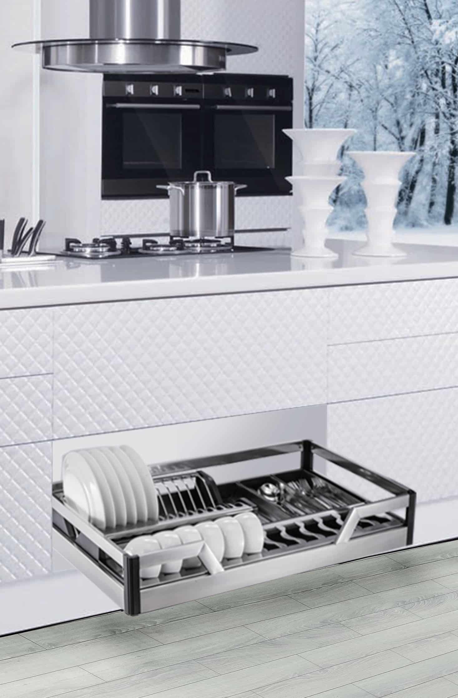 The installation of the kitchen basket.