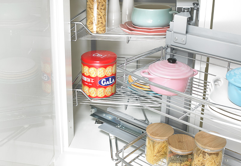 What should I pay attention to when designing the cabinet pull out basket?